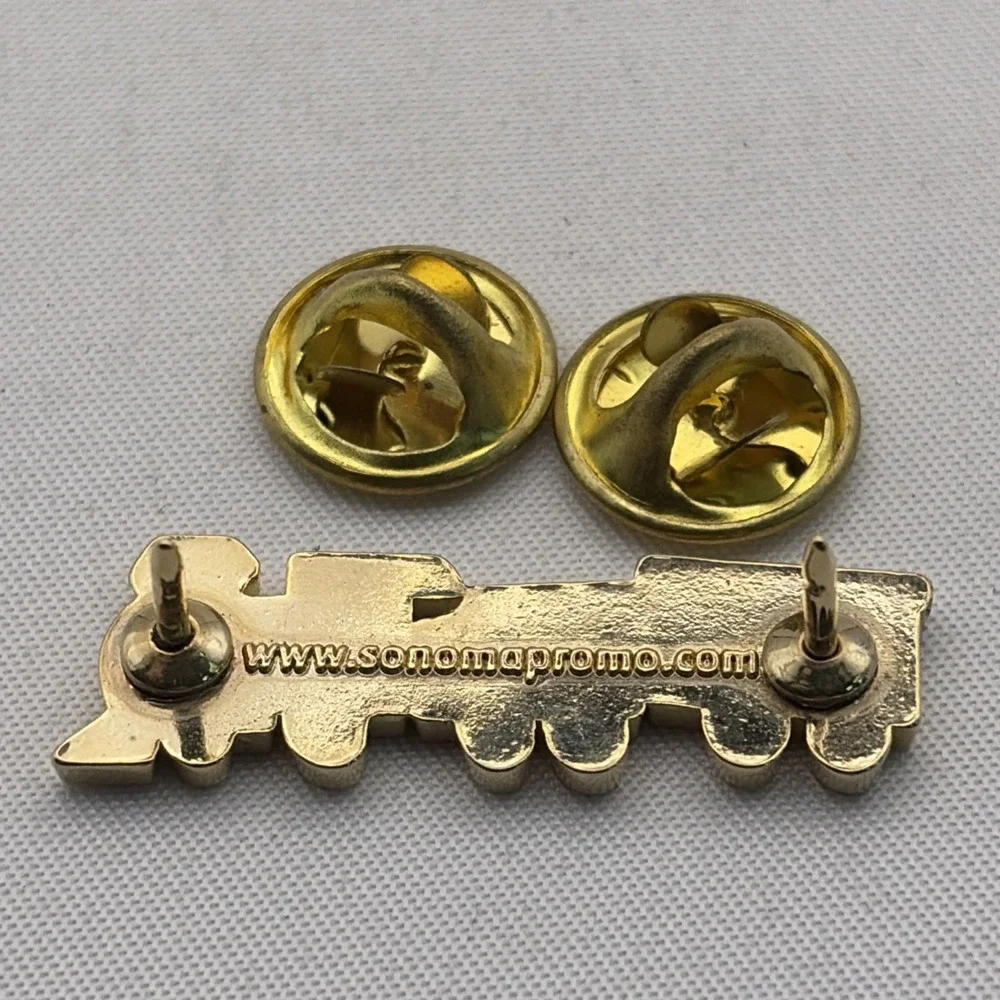 Toys For Tots Train Logo Christmas Holidays Charity Lapel Hat Pin